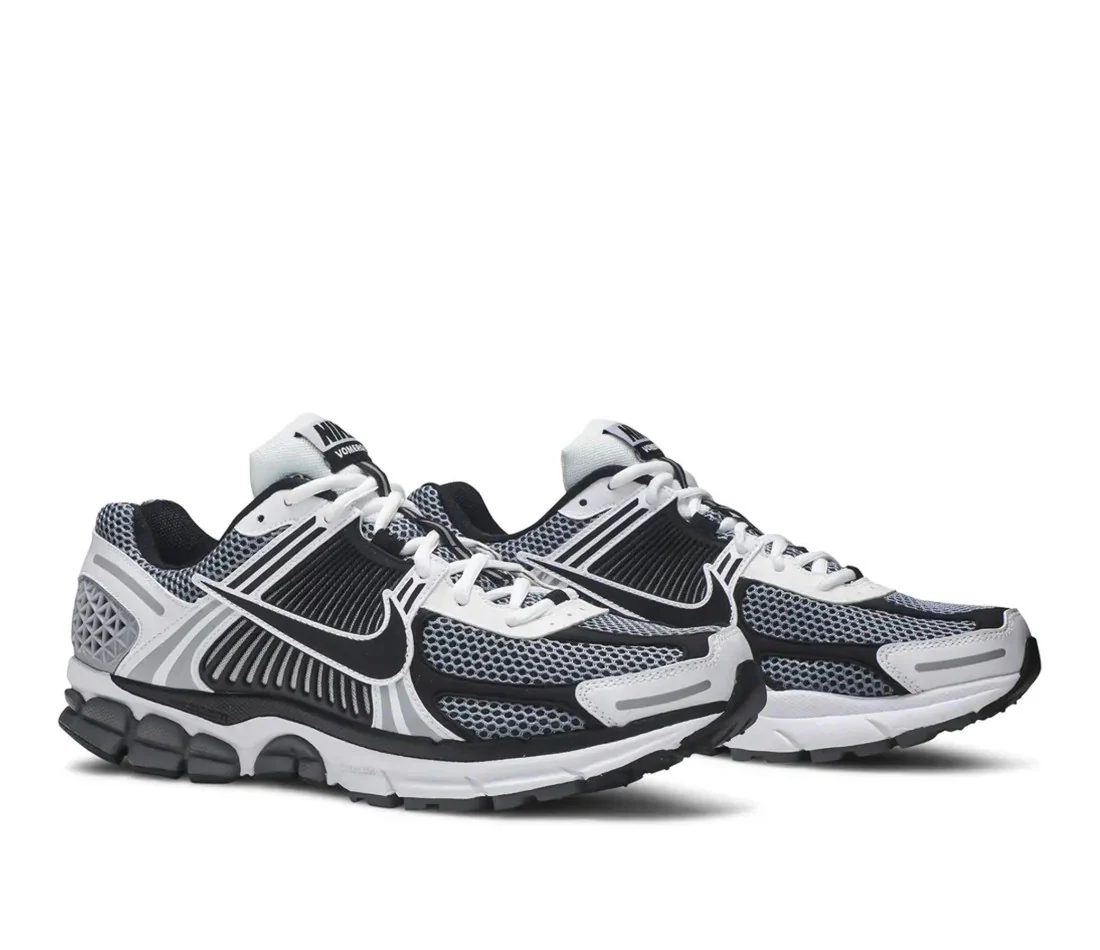 Nike Zoom Vomero 5 Dark Grey Black White - Image 3
